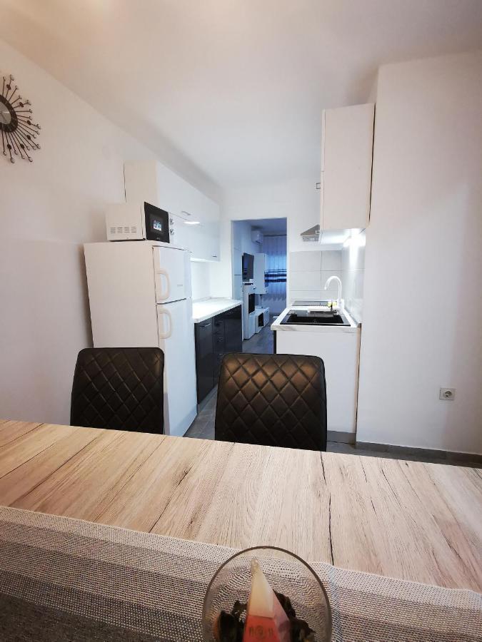 Ema Studio Apartman Karlovac Exteriér fotografie