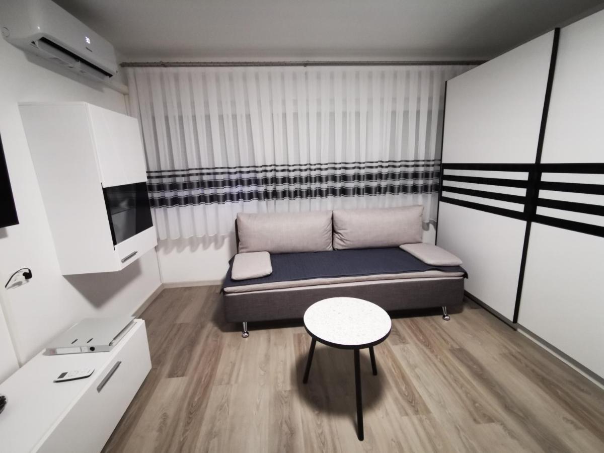 Ema Studio Apartman Karlovac Exteriér fotografie